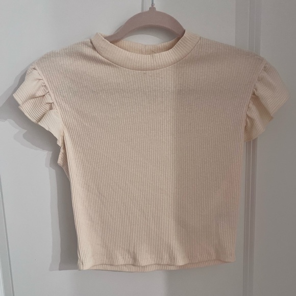 fashionnova On The Clock Ruffle Top - Cream Size Medium NWT - Picture 5 of 7